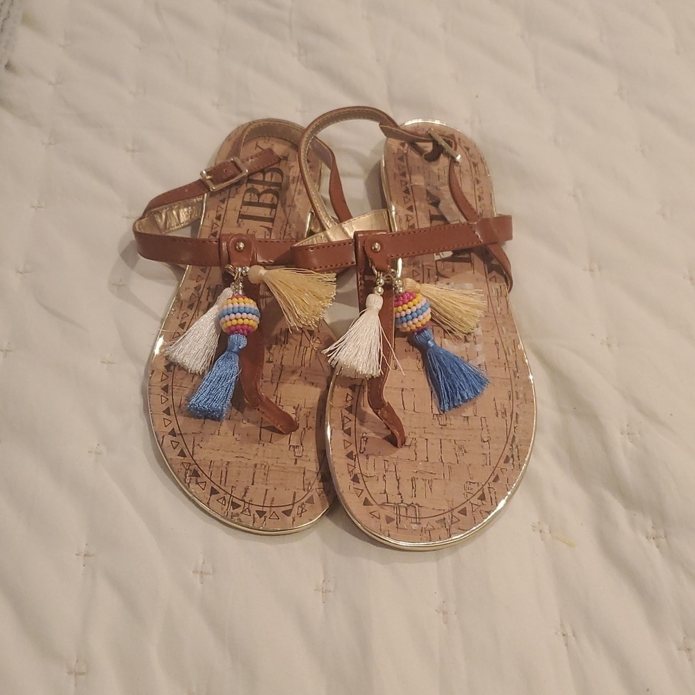 NWT Sam & Libby Hannah Cognac Tasseled Sandals
